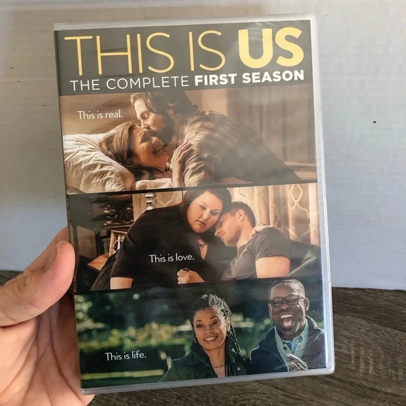 ‘This Is Us’  Season One - Picture 3 of 4